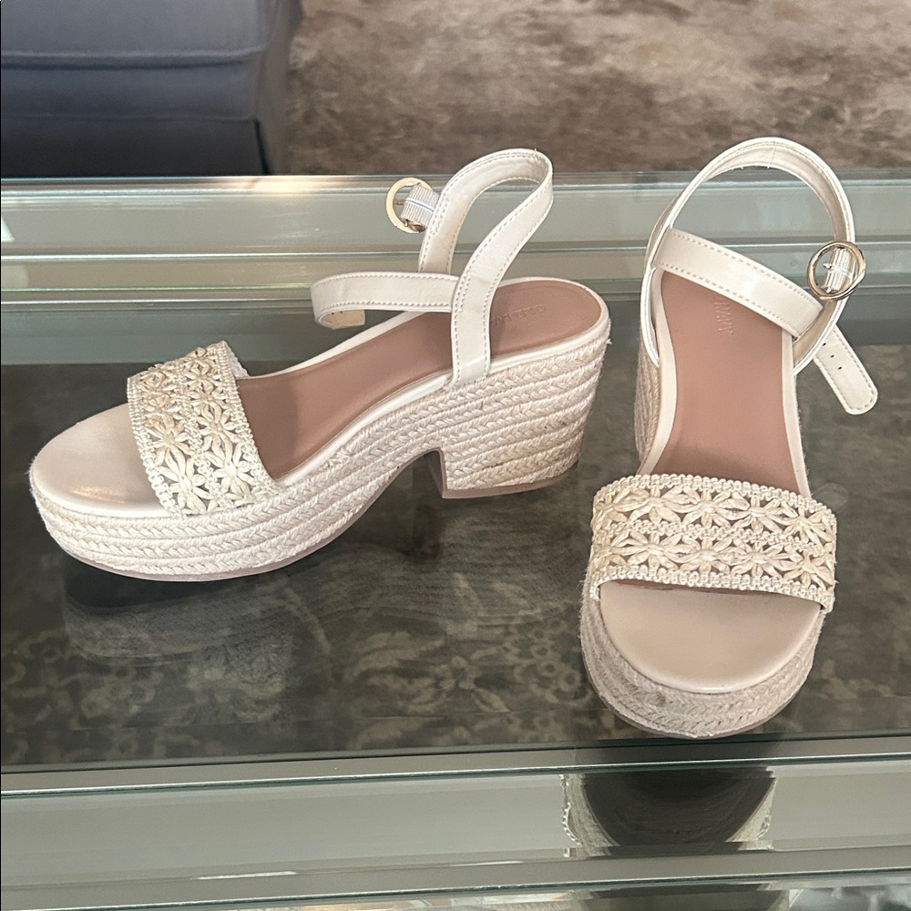 Old Navy Cream Espadrille Sandals